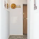 Przylesny Przy Dworcu Z Miejscem Postojowym *