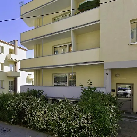 Przylesny Przy Dworcu Z Miejscem Postojowym Appartement