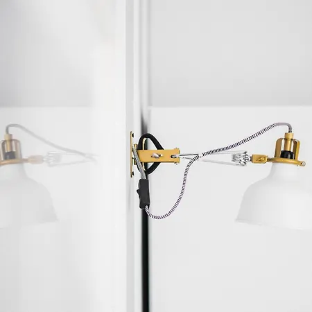 Przylesny Przy Dworcu Z Miejscem Postojowym *