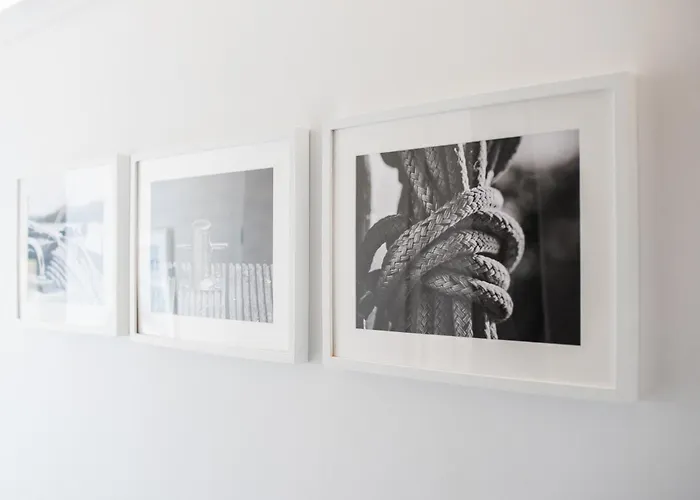 Przylesny Przy Dworcu Z Miejscem Postojowym * Gdynia