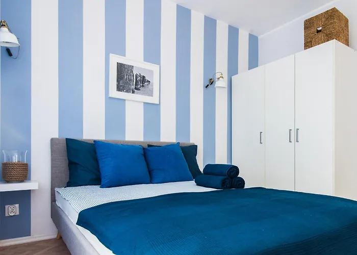 Przylesny Przy Dworcu Z Miejscem Postojowym * Gdynia